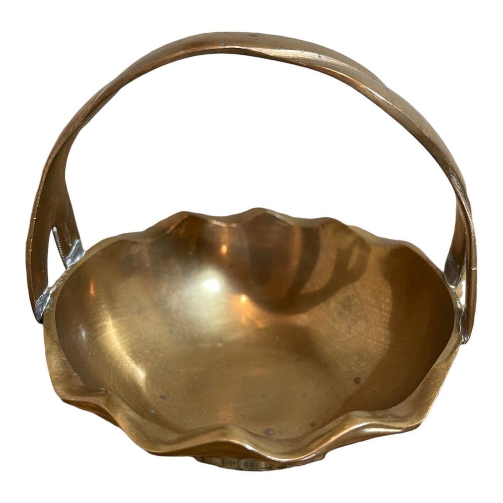 VTG Basket Twist Handle 4 inch Scallop‎ Footed Dish Trinket Solid Yellow Brass